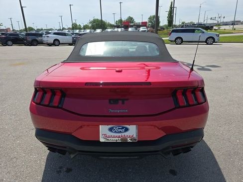Used 2024 Ford Mustang GT Premium w/ GT Performance Package RWD image 4