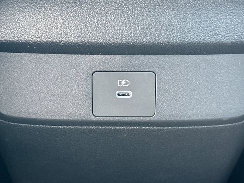 New 2026 Nissan Sentra SR FWD image 15