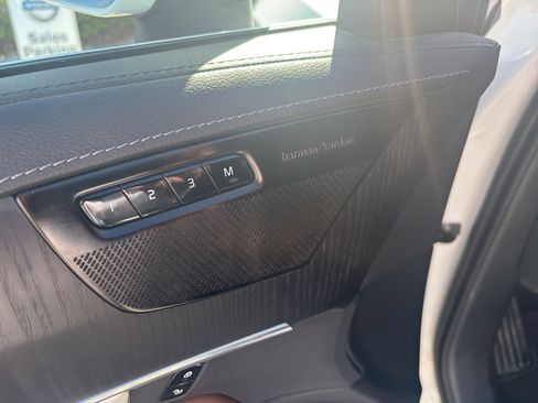 Used 2021 Volvo XC90 T6 Inscription w/ Protection Package Premier image 4