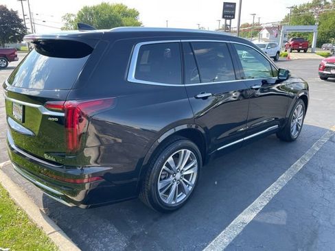 Used 2021 Cadillac XT6 Premium Luxury AWD/4WD image 9