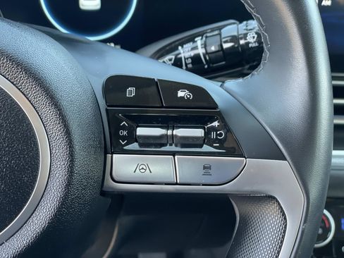 Certified 2024 Hyundai Elantra SEL w/ Convenience Package image 9