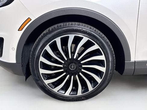 Used 2019 Lincoln Nautilus Black Label image 31