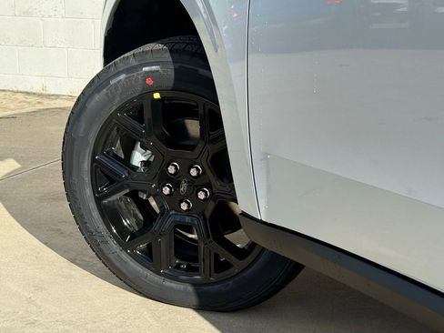 New 2026 Ford Maverick Lariat w/ Black Appearance Package AWD/4WD image 13