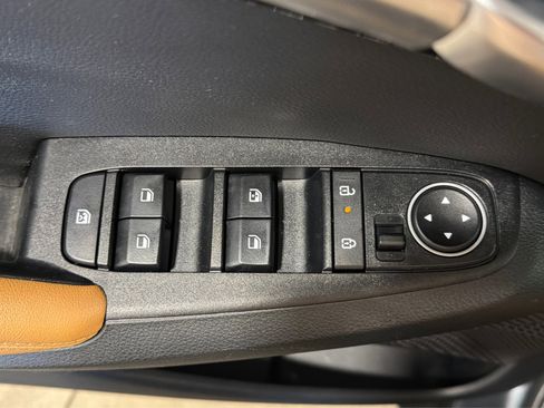 Used 2024 Kia Seltos EX AWD/4WD image 16