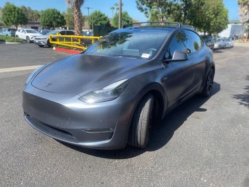 Used 2022 Tesla Model Y Performance AWD/4WD image 6
