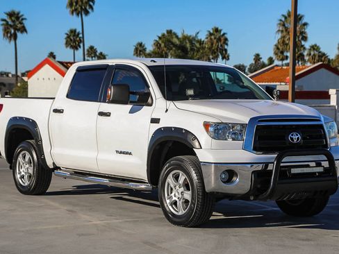 Used 2011 Toyota Tundra 2WD CrewMax w/ Tow Pkg image 4