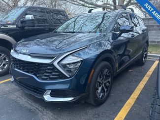 Used 2023 Kia Sportage EX video 1