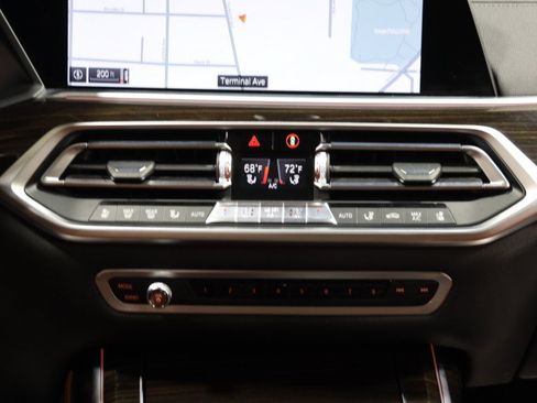 Used 2019 BMW X7 xDrive40i w/ Premium Package AWD/4WD image 65