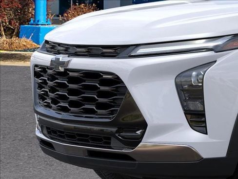 New 2026 Chevrolet Trax ACTIV w/ Driver Confidence Package image 13