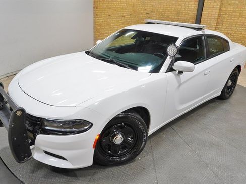 Used 2018 Dodge Charger Police w/ Fleet Safety Group RWD image 2