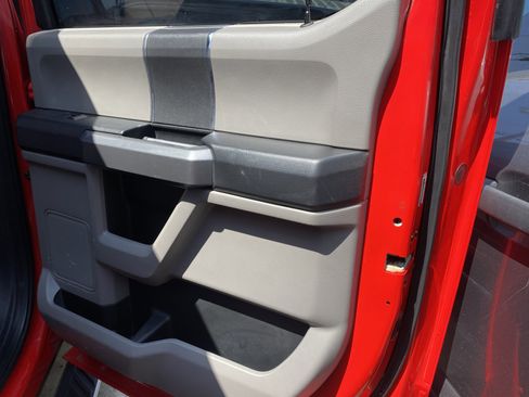 Used 2018 Ford F150 XLT image 19