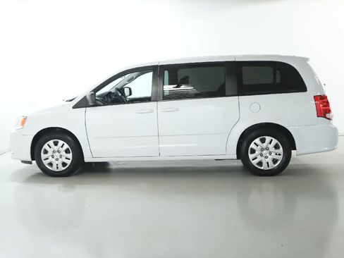 Used 2016 Dodge Grand Caravan SE w/ Quick Order Package 29E SE FWD image 34
