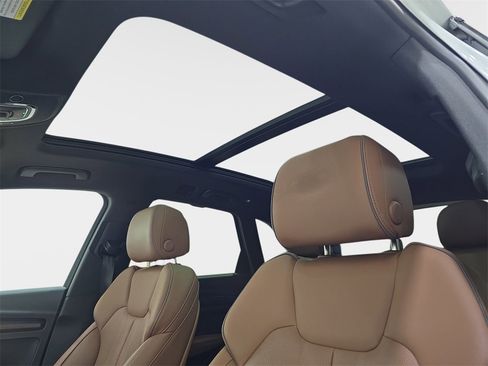 Used 2023 Audi Q5 e Prestige image 33