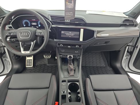 New 2025 Audi Q3 2.0T Premium Plus image 9