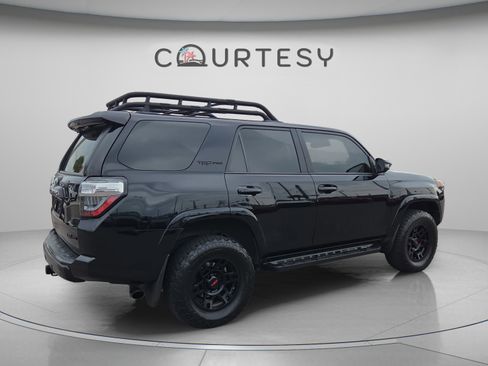 Used 2023 Toyota 4Runner TRD Pro AWD/4WD image 5