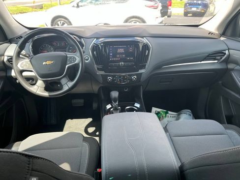 Used 2021 Chevrolet Traverse LT AWD/4WD image 28
