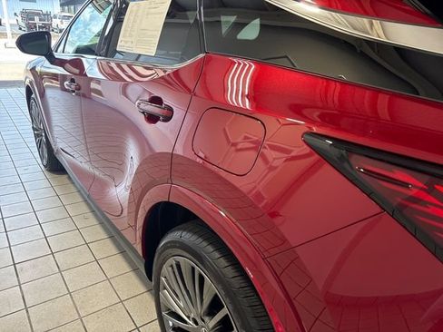 Used 2025 Lexus RX 350 AWD w/ Convenience Package image 17