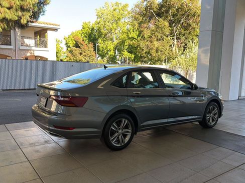 Used 2019 Volkswagen Jetta R-Line FWD image 5