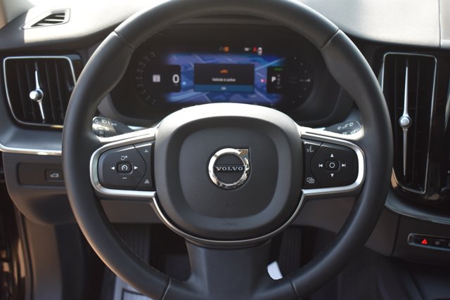 Used 2024 Volvo XC60 T8 Core AWD/4WD image 21