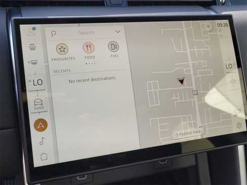 Certified 2025 Land Rover Discovery Sport S image 9