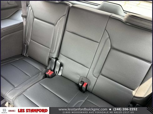 Used 2024 GMC Yukon Denali AWD/4WD image 14
