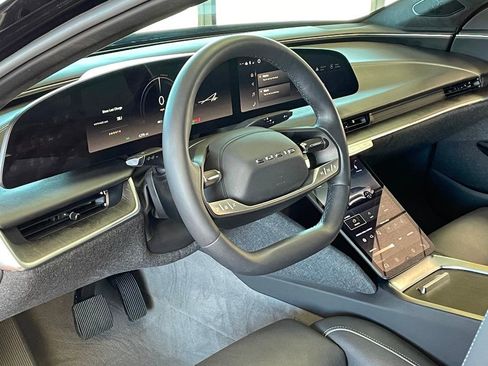 Used 2024 Lucid Air Touring image 14