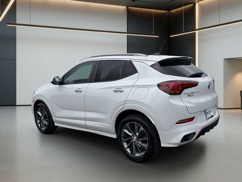 Certified 2021 Buick Encore GX Select w/ Sport Touring Package FWD image 3