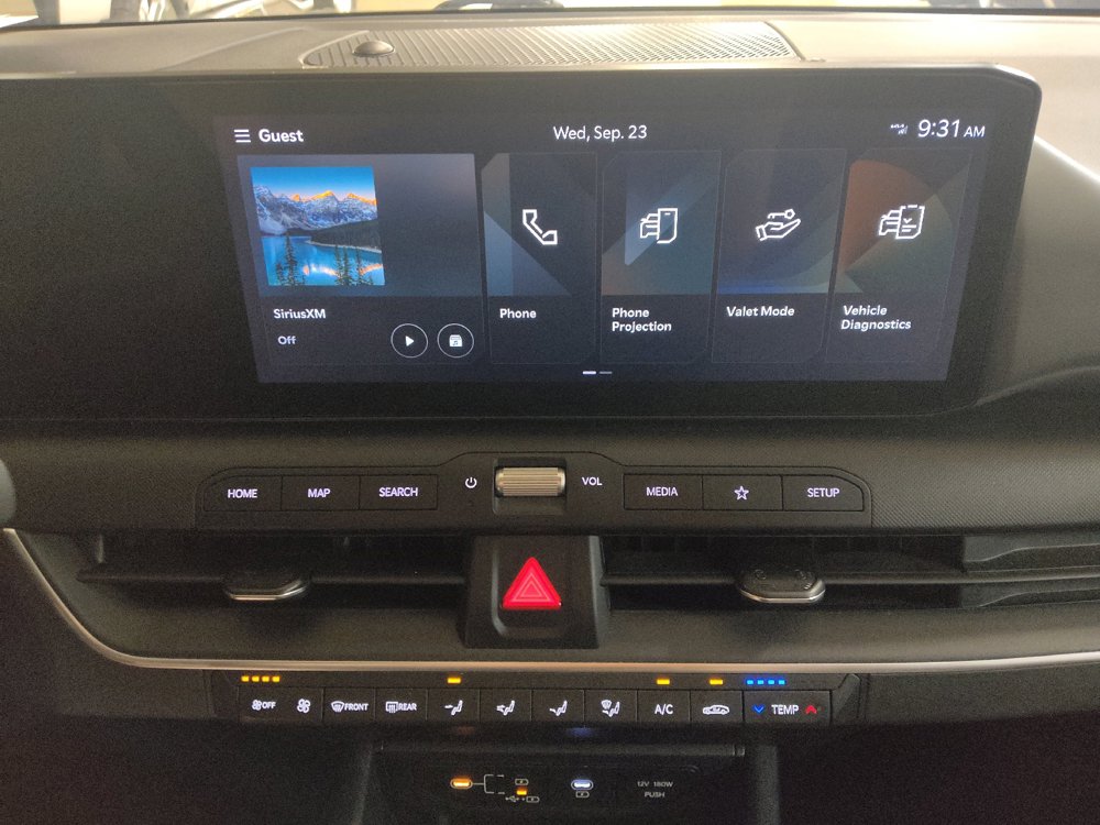 Used 2025 Kia K4 FWD image 25