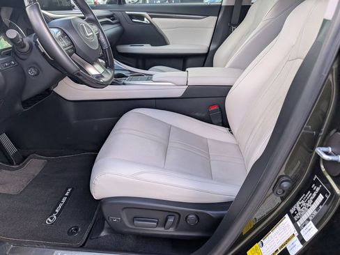 Used 2022 Lexus RX 350L Luxury w/ Accessory Package (Z1) FWD image 12