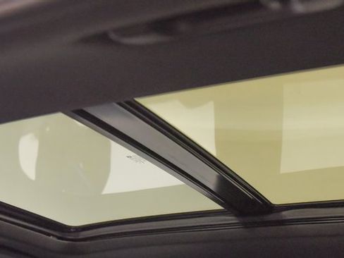 Used 2021 Chevrolet Blazer RS w/ Driver Confidence II Package image 34