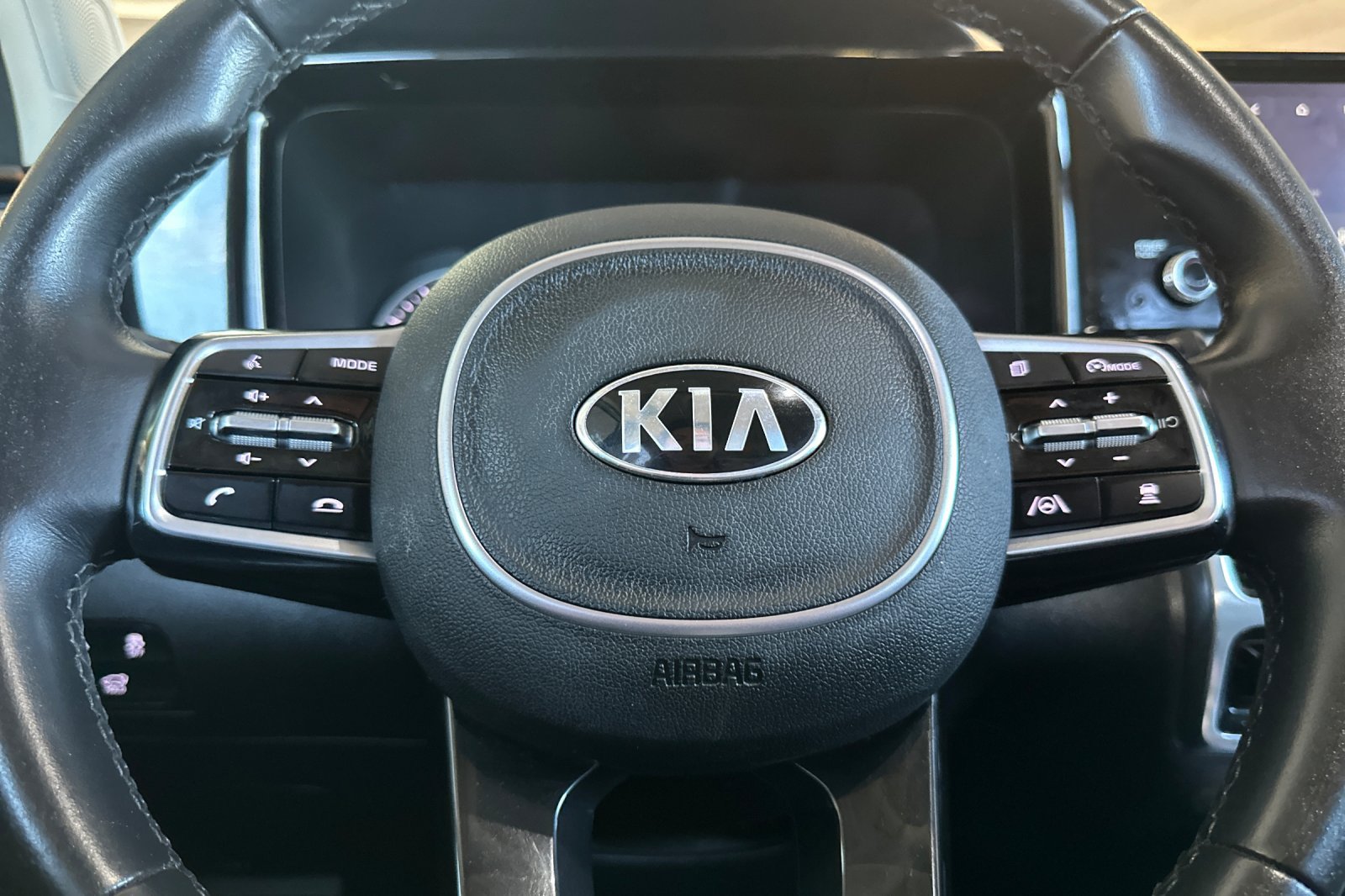 Used 2021 Kia Sorento SX AWD/4WD image 25