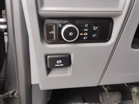 Used 2023 Ford F150 XLT image 15