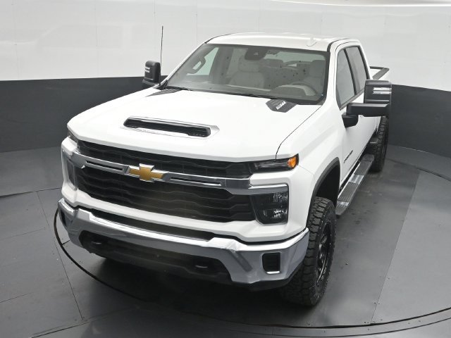 Used 2026 Chevrolet Silverado 2500 LT AWD/4WD image 45