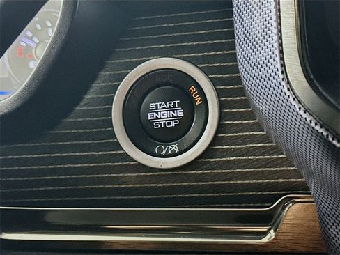 Used 2021 RAM 3500 Limited image 27