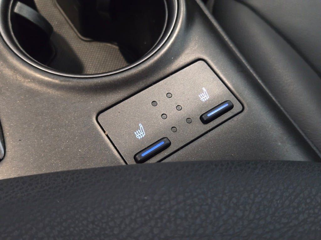Used 2024 Toyota Camry SE FWD image 27