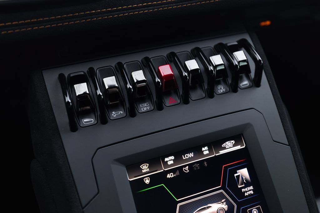 Used 2023 Lamborghini Huracan STO RWD image 35