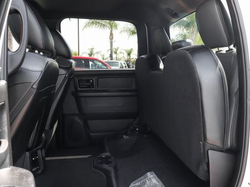 Used 2021 RAM 5500 Tradesman w/ Chrome Appearance Group image 31