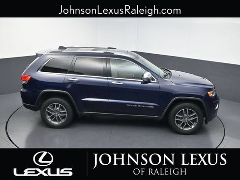 Used 2017 Jeep Grand Cherokee Limited AWD/4WD image 29