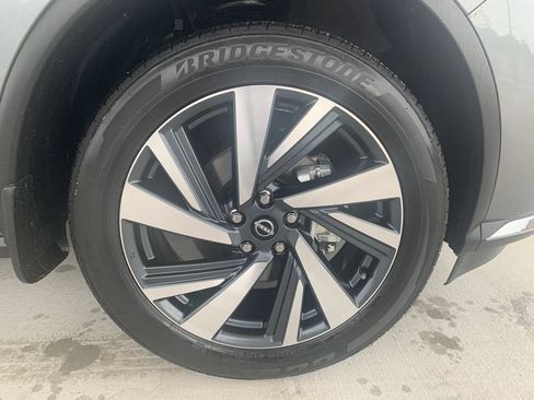 Used 2023 Nissan Murano SL w/ SL Moonroof Package FWD image 3