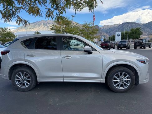 Used 2025 MAZDA CX-5 AWD 2.5 S w/ Select Package image 3