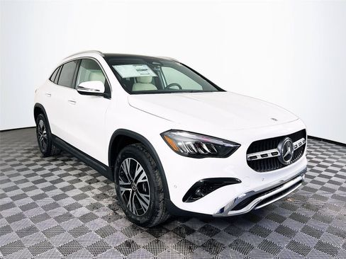 Certified 2026 Mercedes-Benz GLA 250 4MATIC image 8