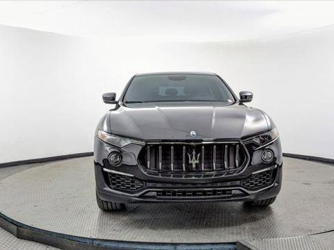Used 2022 Maserati Levante GT image 11