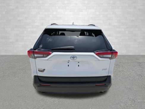 Used 2025 Toyota RAV4 XLE w/ Convenience Package FWD image 3