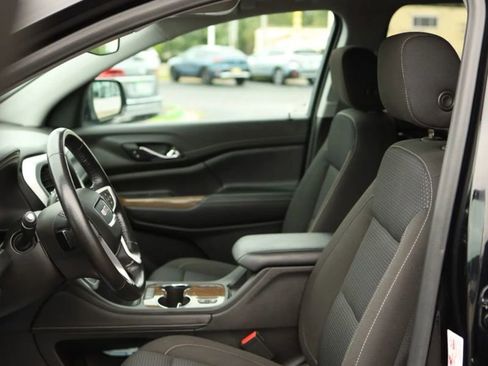 Used 2020 GMC Acadia SLE w/ Driver Convenience Package image 28