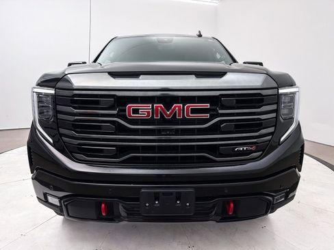 Used 2024 GMC Sierra 1500 AT4 w/ Technology Package image 13