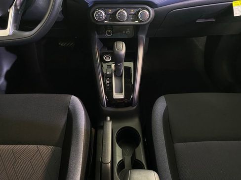 New 2025 Nissan Versa SV w/ Trunk Package FWD image 14
