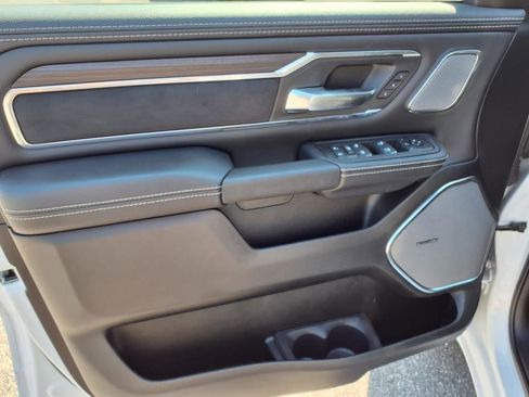 Used 2025 RAM 1500 Laramie w/ Night Edition image 5