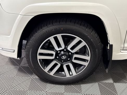 Used 2022 Toyota 4Runner Limited AWD/4WD image 12
