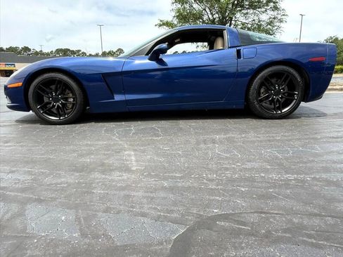 Used 2005 Chevrolet Corvette Coupe w/ Preferred Equipment Group image 10