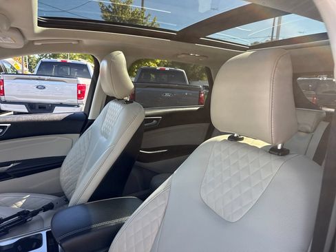 Used 2024 Ford Edge Titanium w/ Equipment Group 301A AWD/4WD image 27